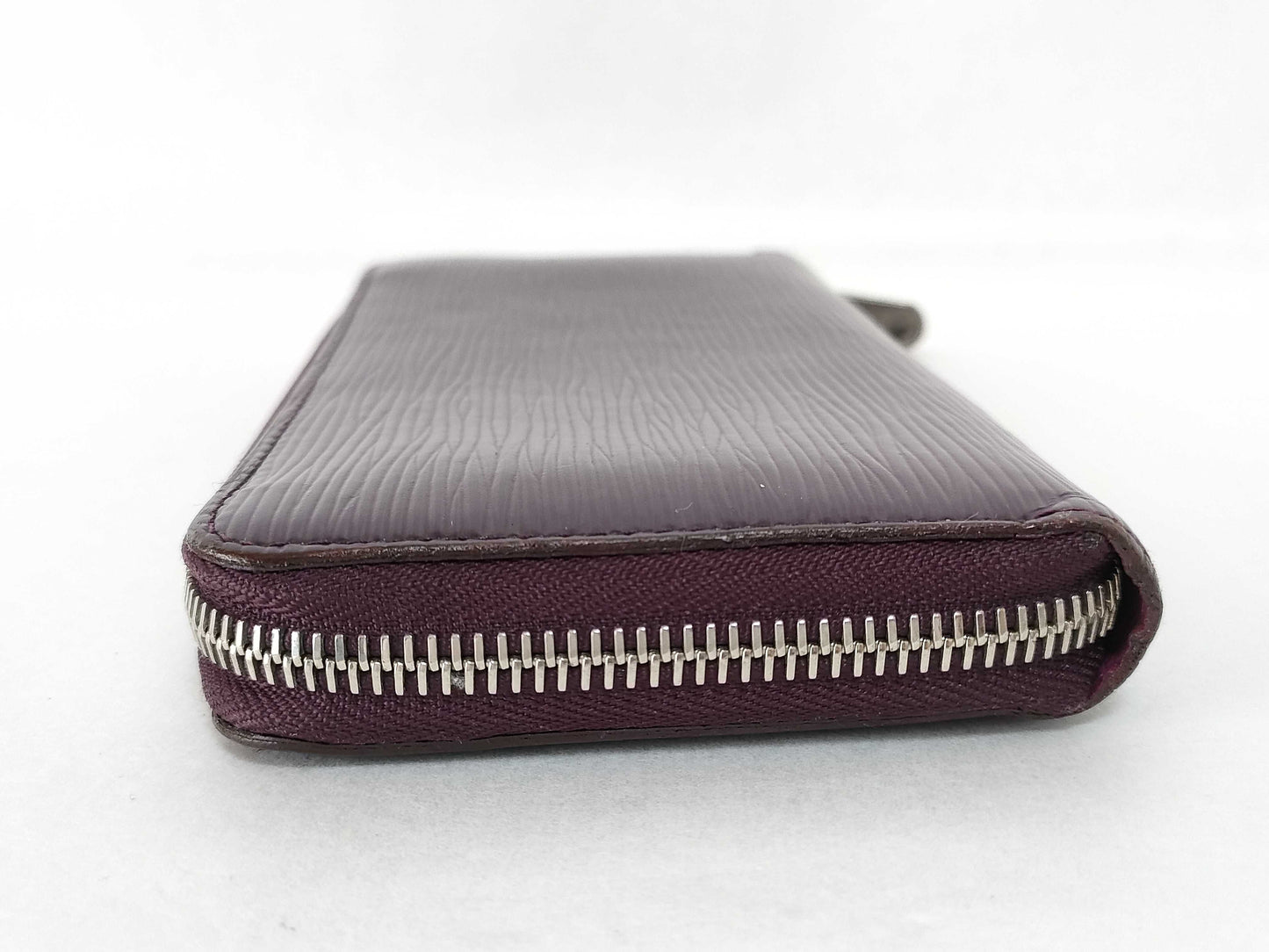 LOUIS VUITTON Epi Louis Vuitton Zippy Wallet Epi Long Wallet
