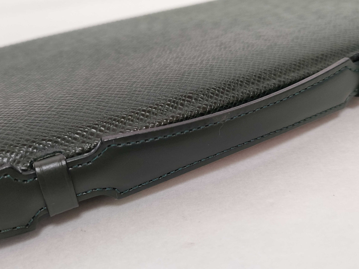 LOUIS VUITTON Taiga Louis Vuitton Taiga Organizer Atoll Clutch Bag Wallet Handbag