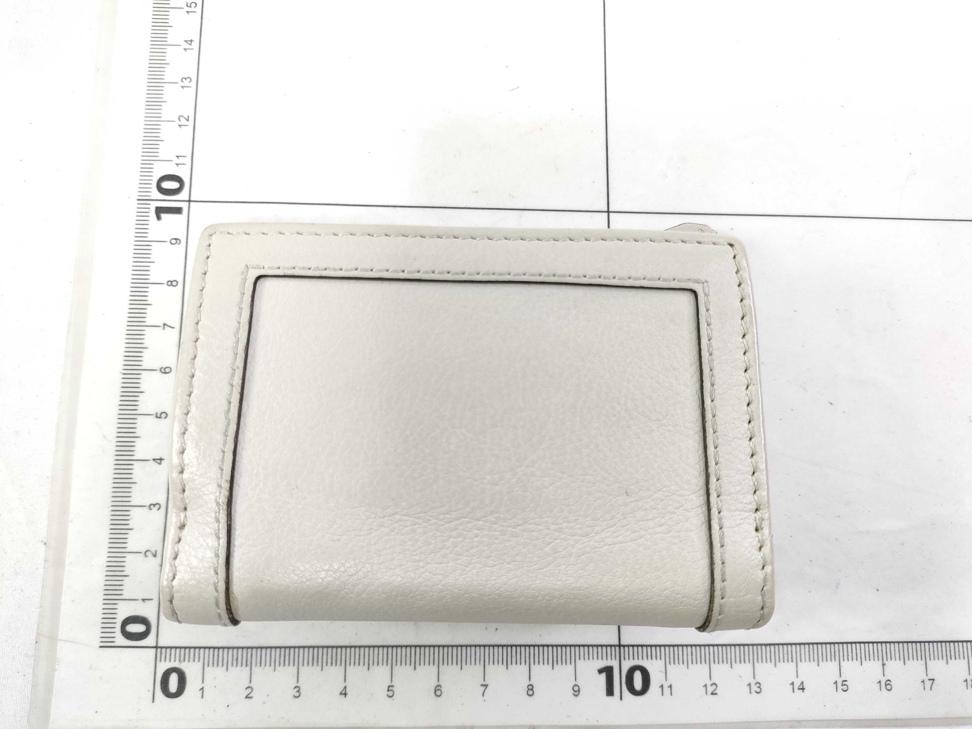 GUCCI GUCCI Bamboo Diana Compact Wallet White Wallet