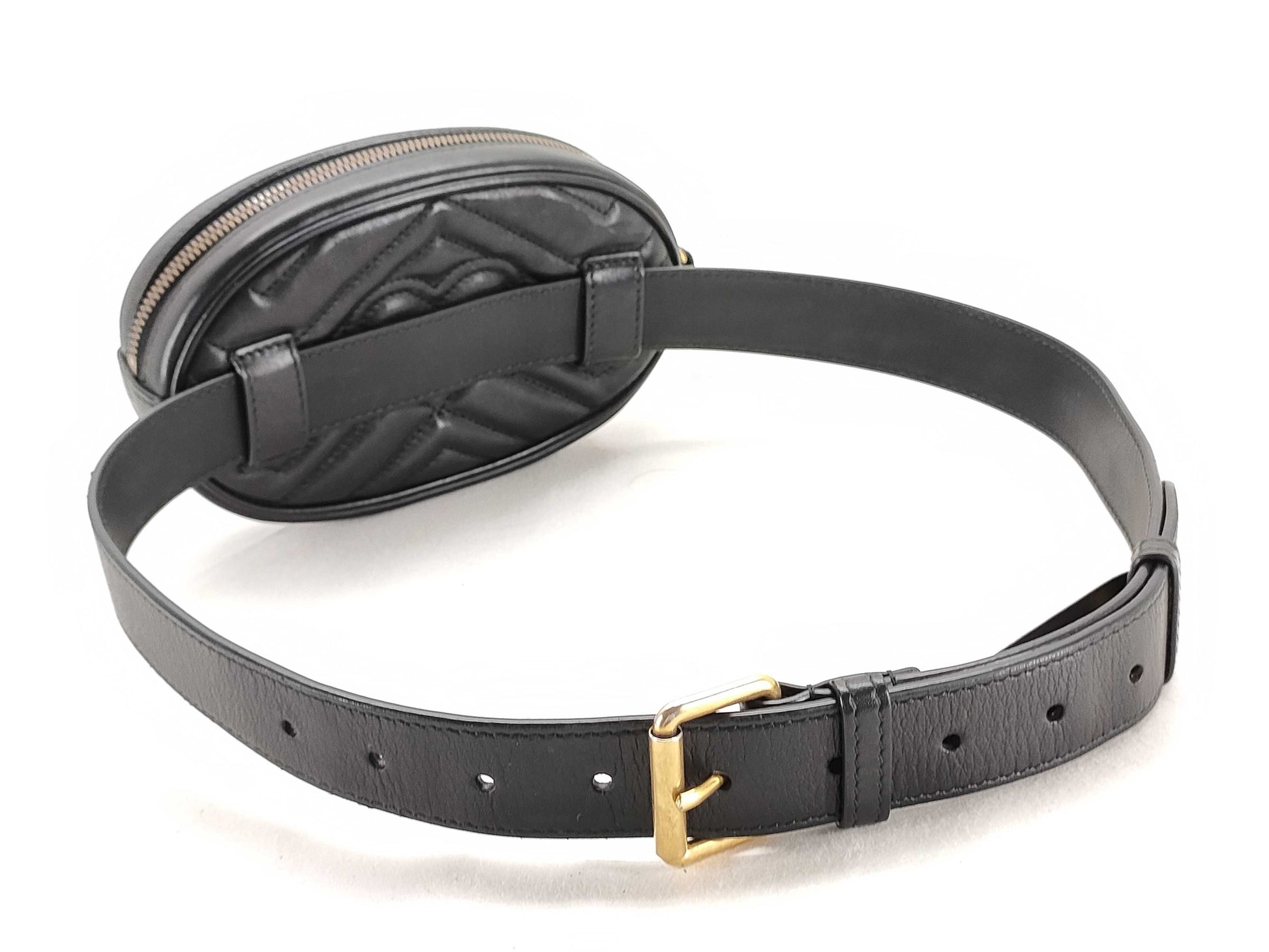 GUCCI GG Marmont 476434 Body Bag Leather Belt Bag Black Gold Hardware Quilted Waist Bag