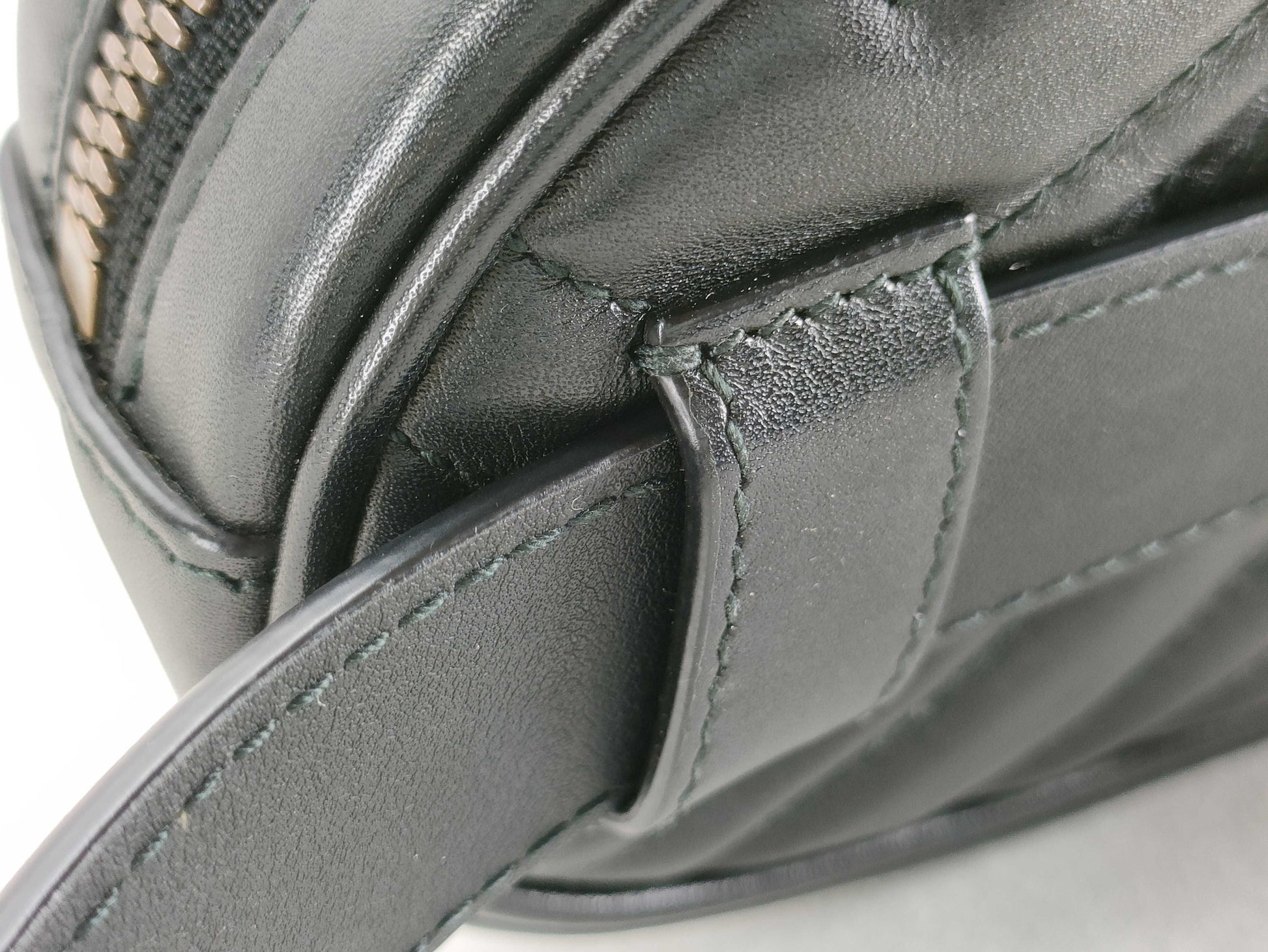 GUCCI GG Marmont 476434 Body Bag Leather Belt Bag Black Gold Hardware Quilted Waist Bag