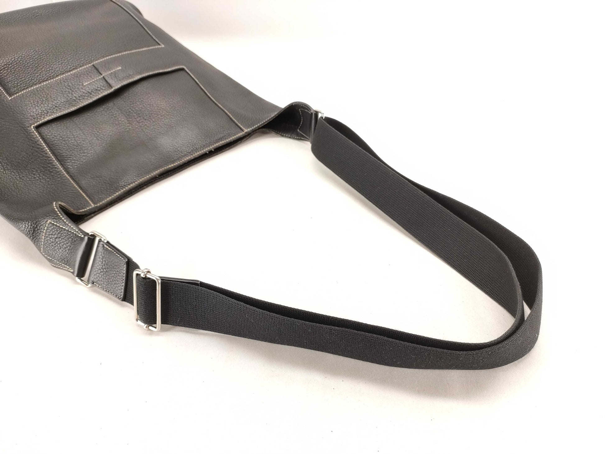 HERMES Good News GM L Stamp Black Shoulder Bag