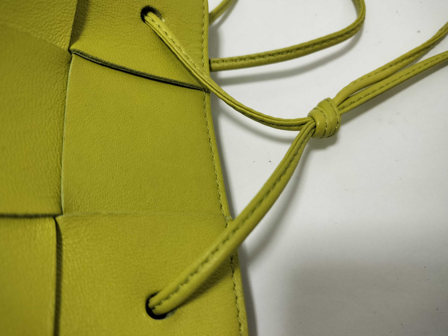 BOTTEGA VENETA BOTTEGA VENETA Bottega Veneta Cassette Intrecciato Shoulder Bag