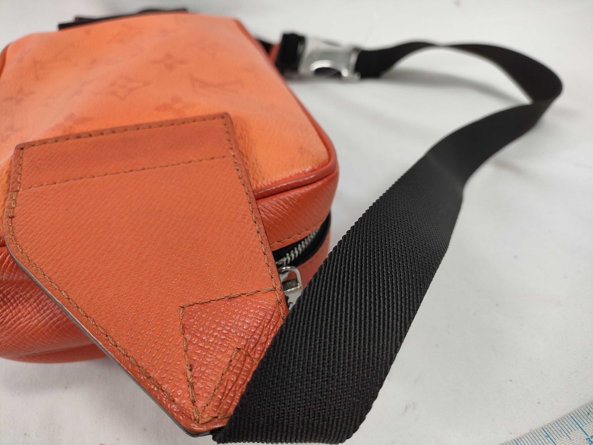 LOUIS VUITTON Taiga Rama Bum Bag Orange Body Bag M30430 Waist Bag