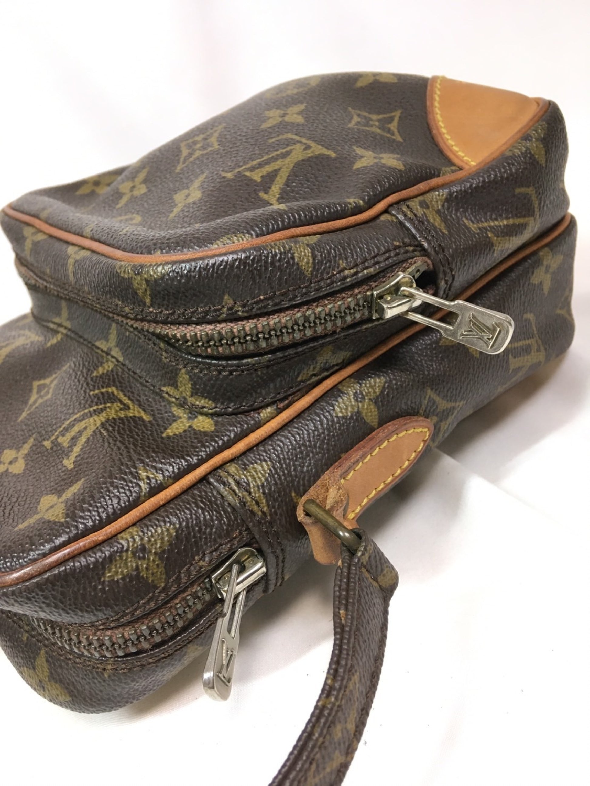 LOUIS VUITTON Monogram Louis Vuitton Shoulder Bag and Handbag Set