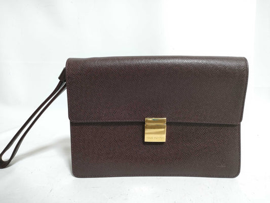 LOUIS VUITTON Taiga Taiga Selenga Second Bag