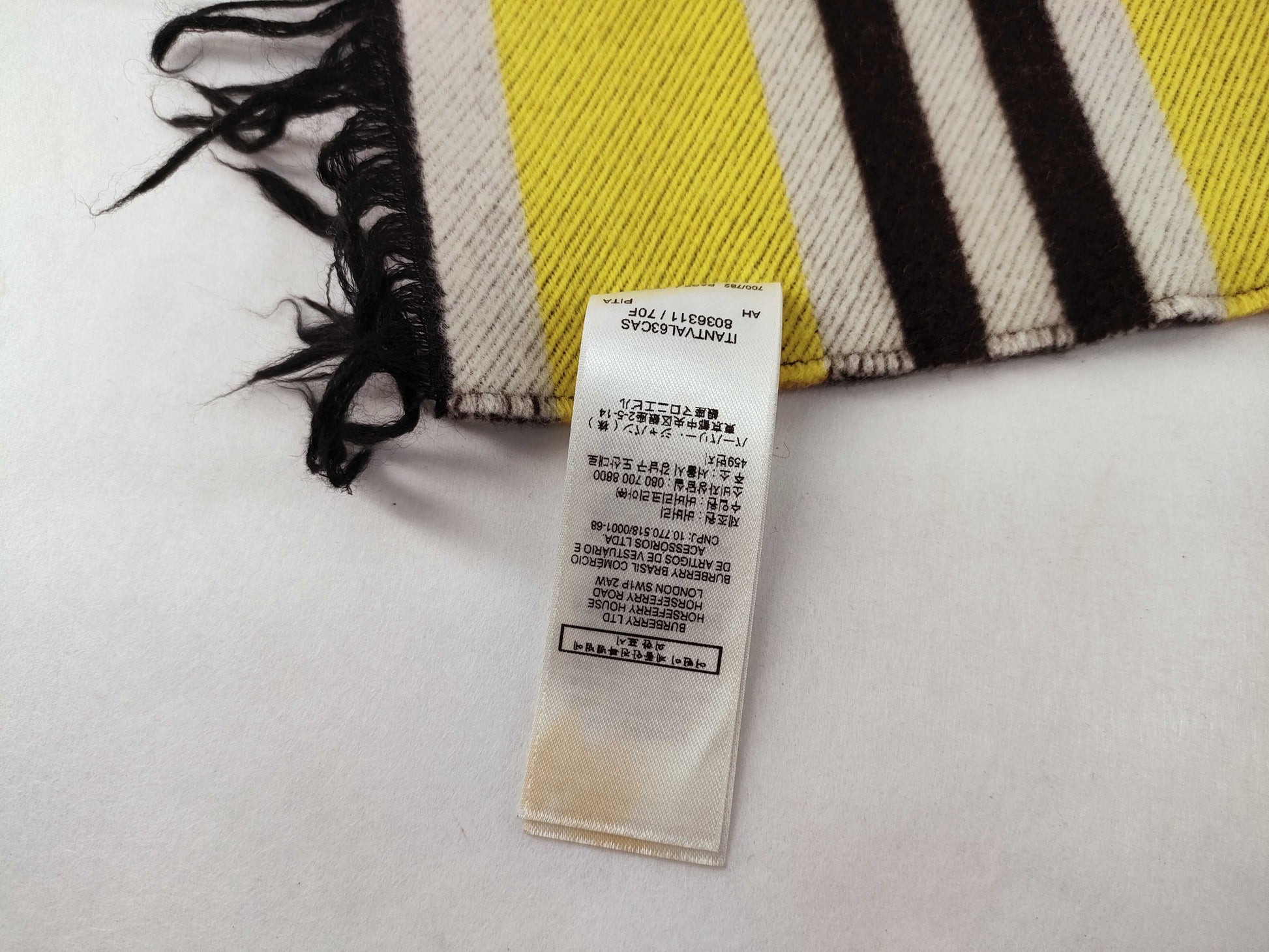 BURBERRY Scarf Yellow/Black with Tag Other Accessories