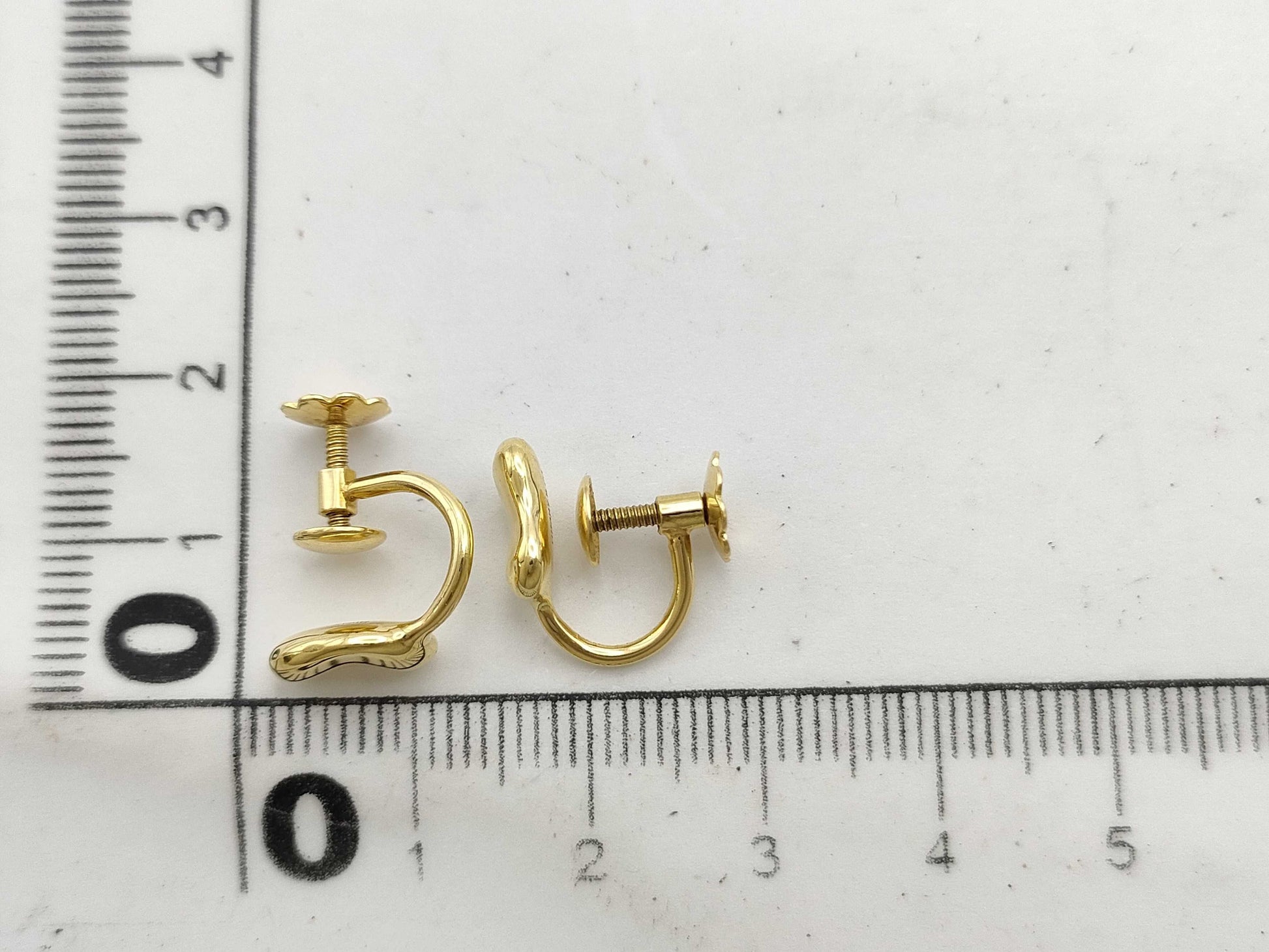 Tiffany & Co. Beans Yellow Gold 750 4.2g Earrings 