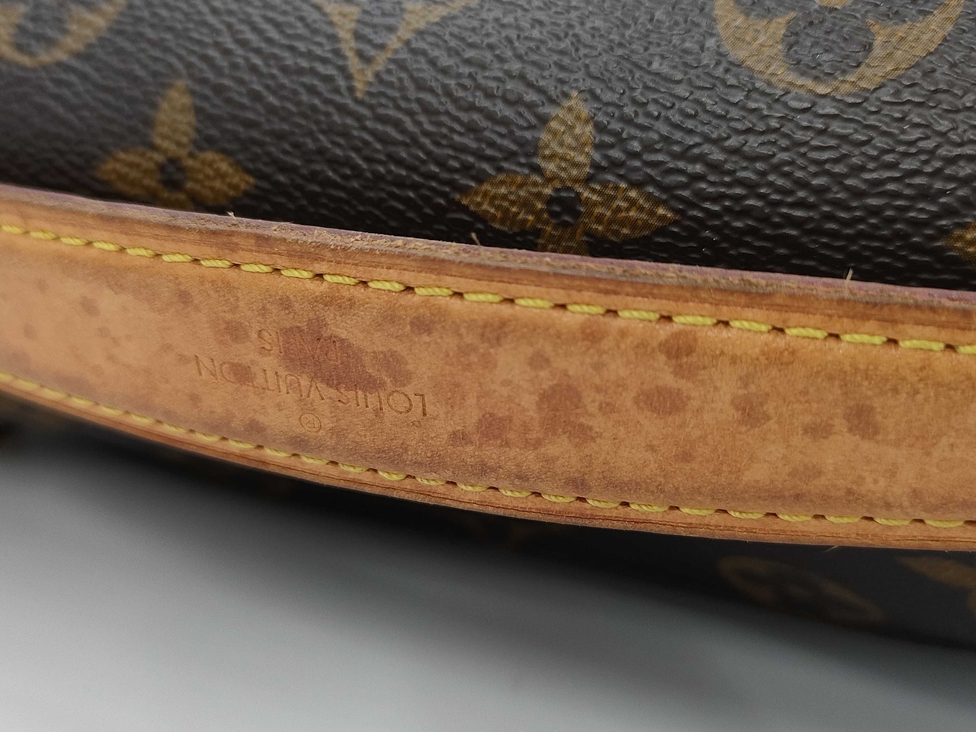 LOUIS VUITTON Louis Vuitton Message Shoulder Bag Handbag