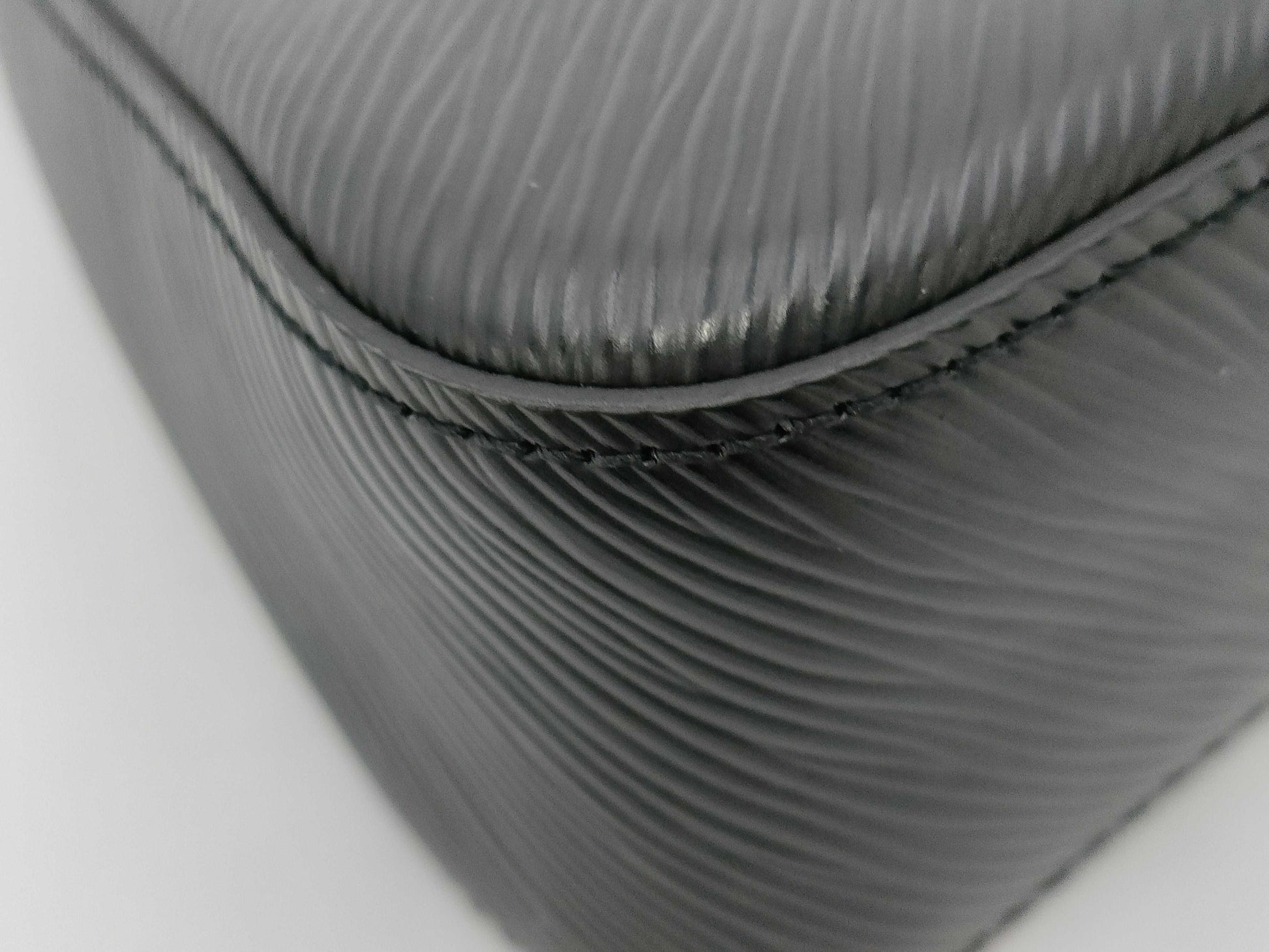 LOUIS VUITTON Louis Vuitton Marel Shoulder Bag Handbag