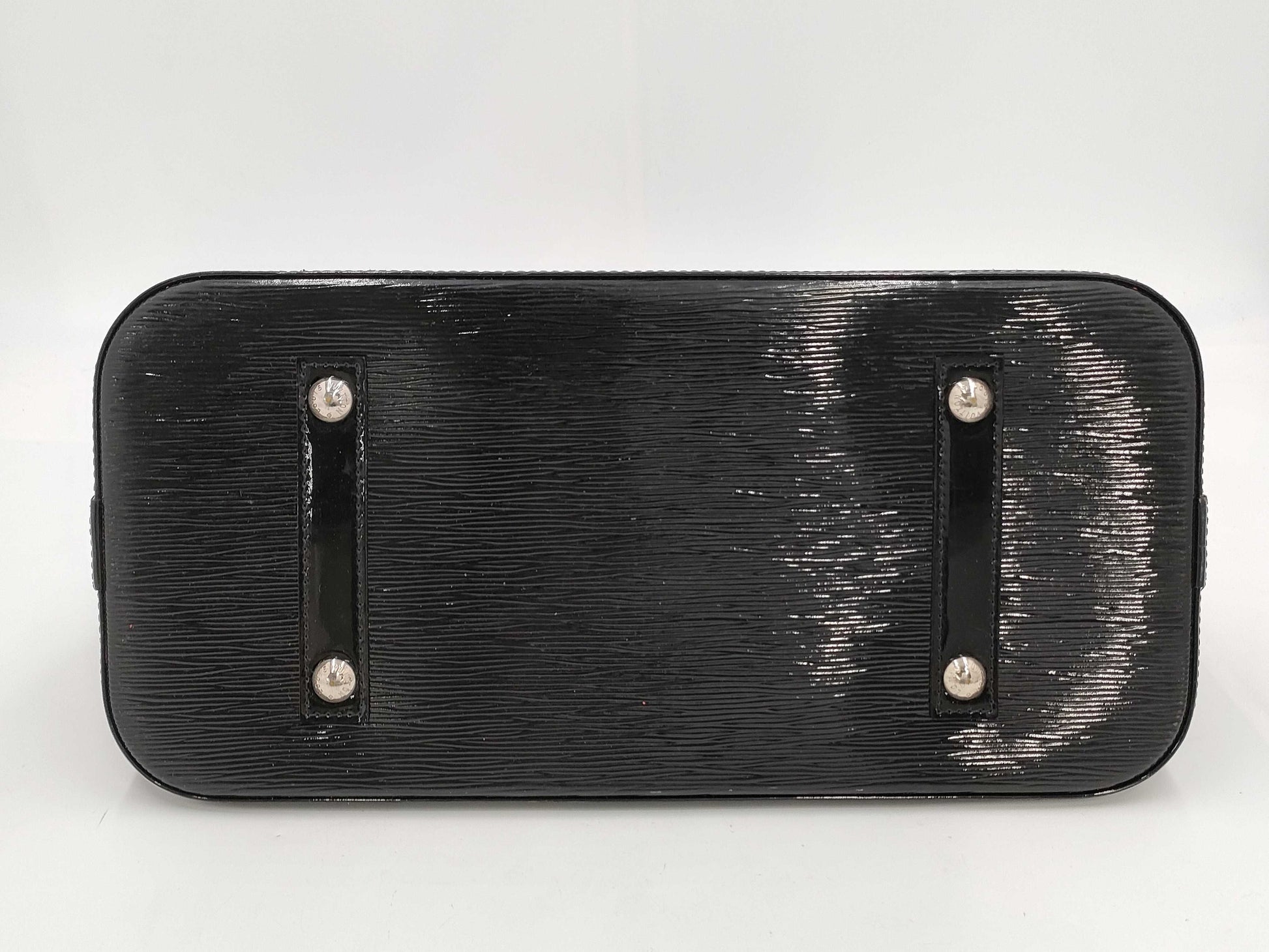 LOUIS VUITTON Louis Vuitton Epi Alma Handbag