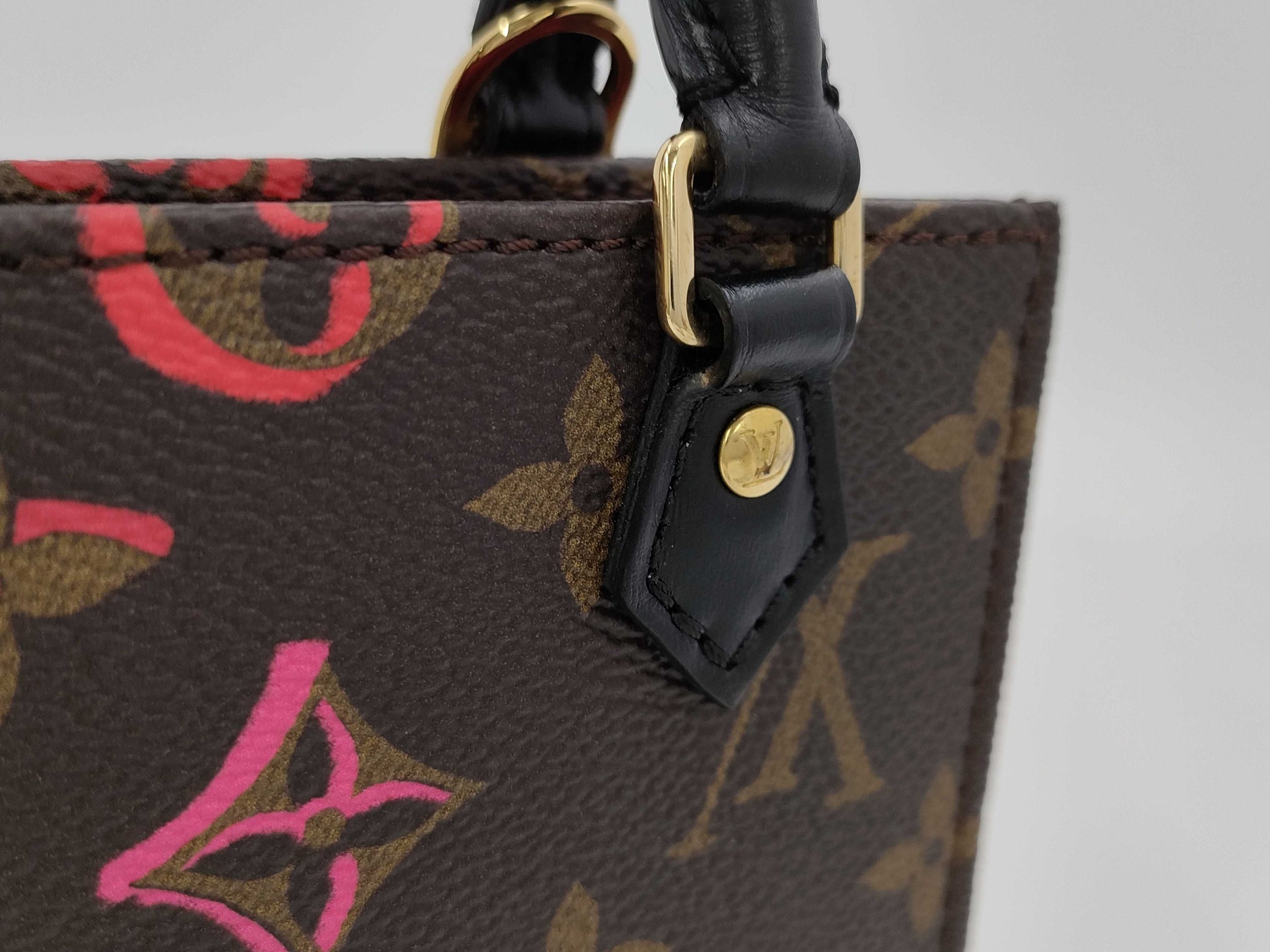 LOUIS VUITTON Louis Vuitton Tote Bag Limited Edition Handbag