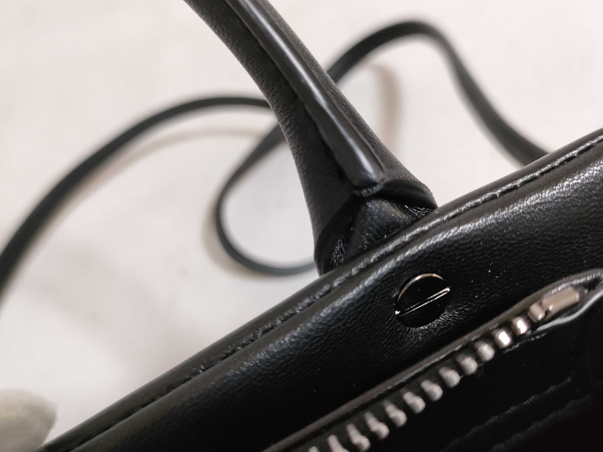 VALENTINO Roman Stud 2-way Shoulder Bag/Handbag