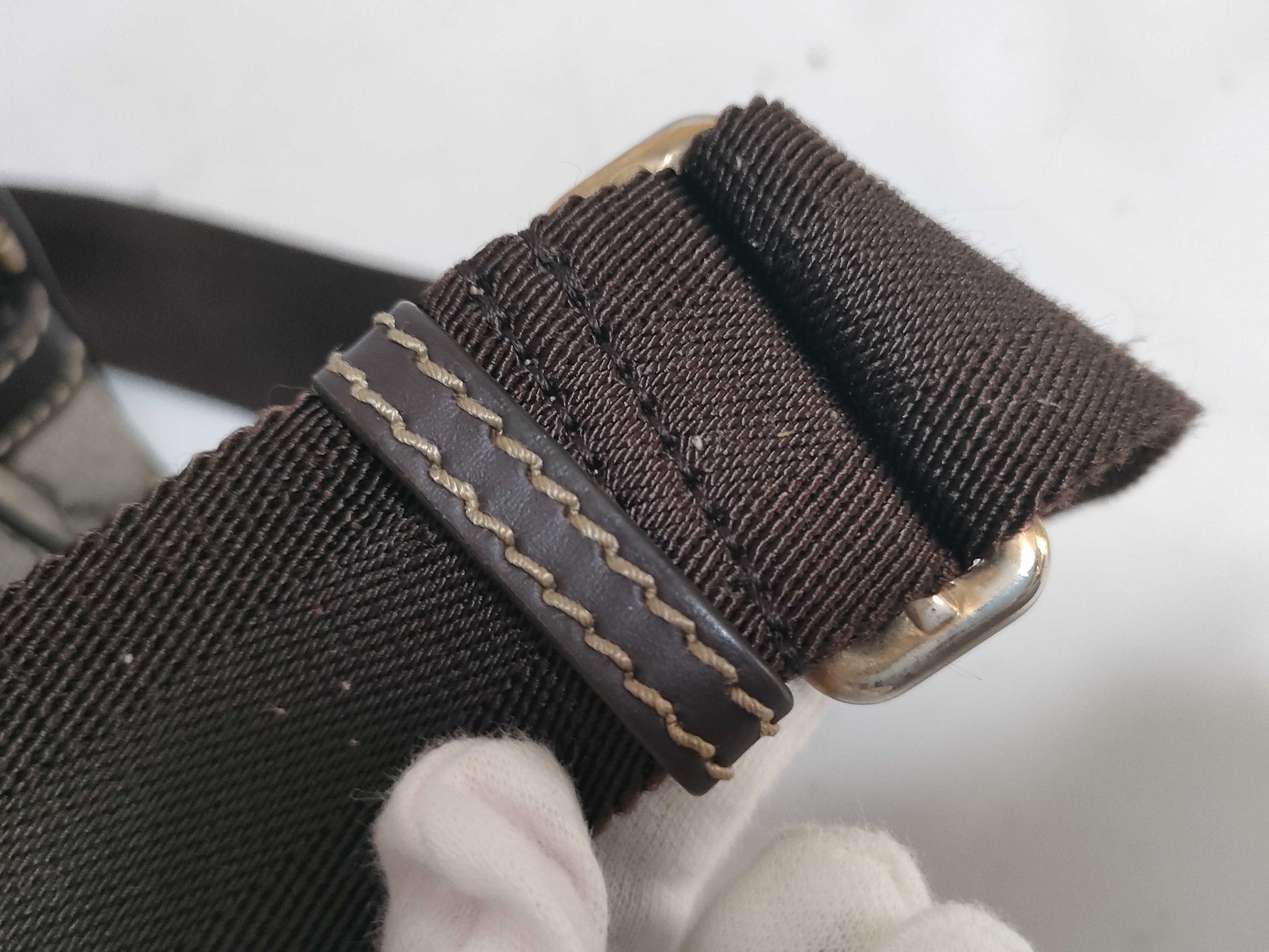 GUCCI GG Supreme Shoulder Bag