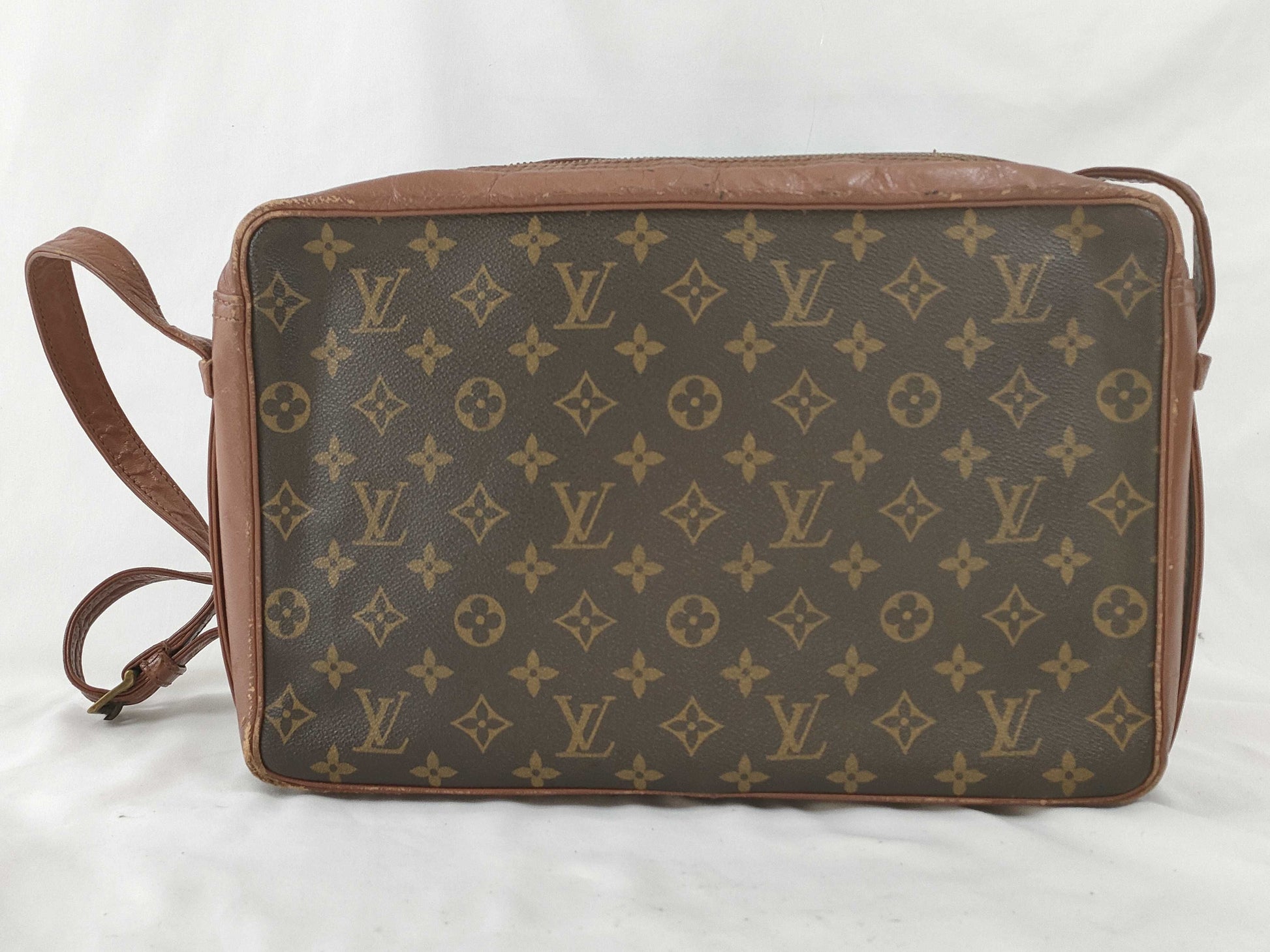 LOUIS VUITTON Monogram Sac Bandouliere Shoulder Bag M51364