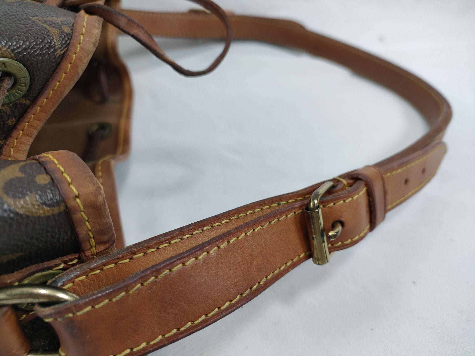 LOUIS VUITTON Monogram Noe M42224 Brown Shoulder Bag with Unclear Serial Number