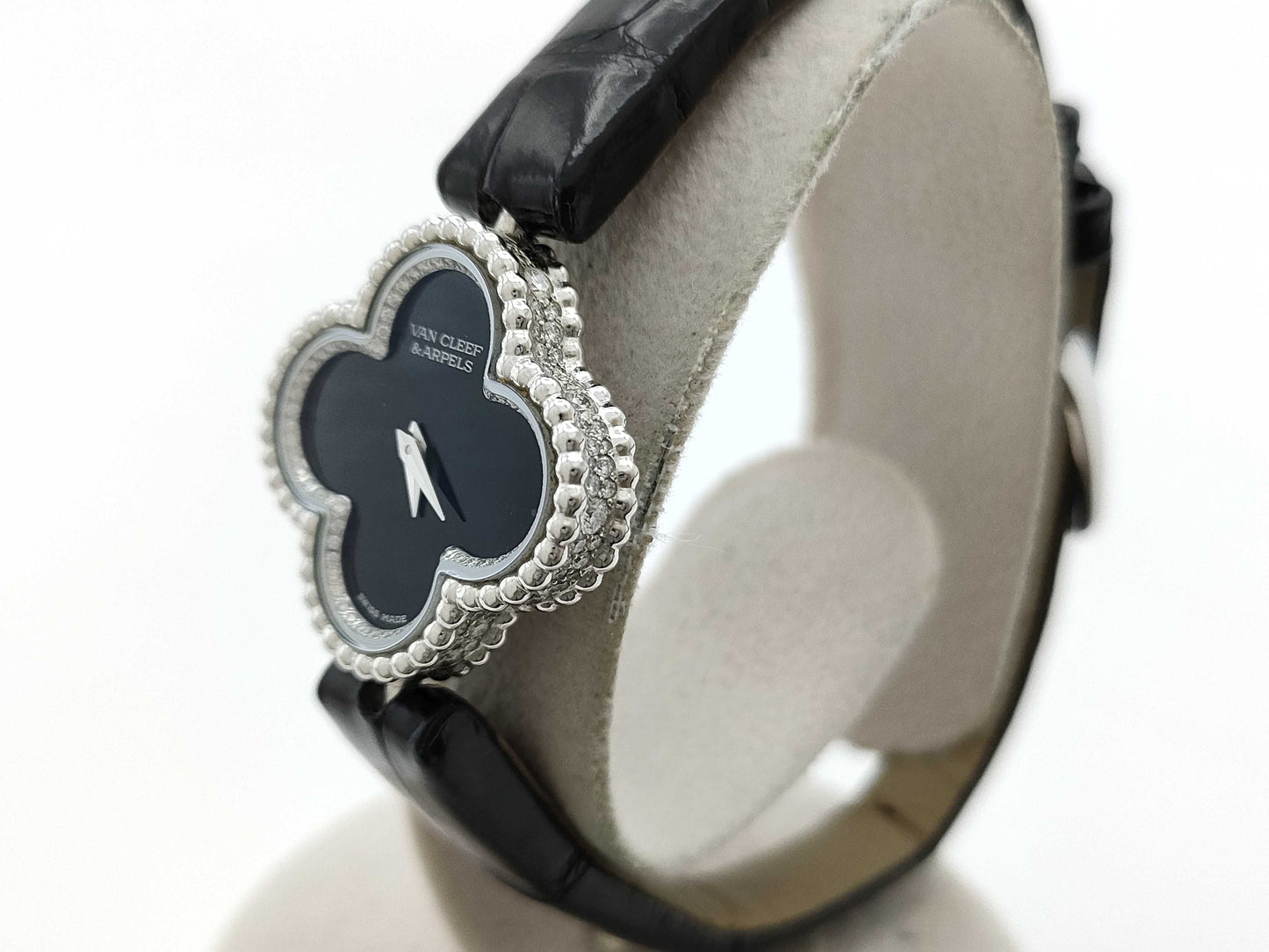 Van Cleef & Arpels Van Cleef & Arpels HH111846 3386240 Quartz K18 Women's Watch