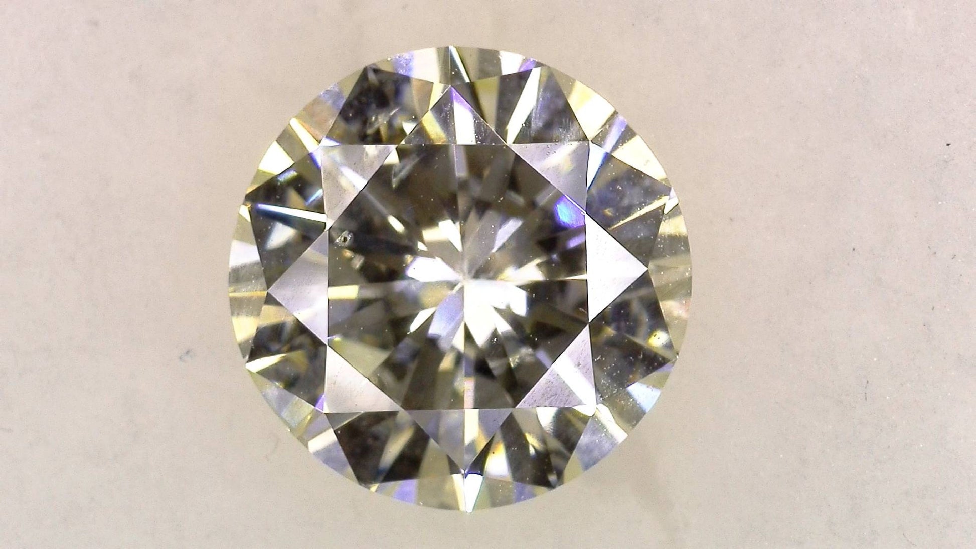 D3.006 M SI-1 FAIR VG GD NONE NATURAL 9.03-9.18×5.66mm Loose Diamond