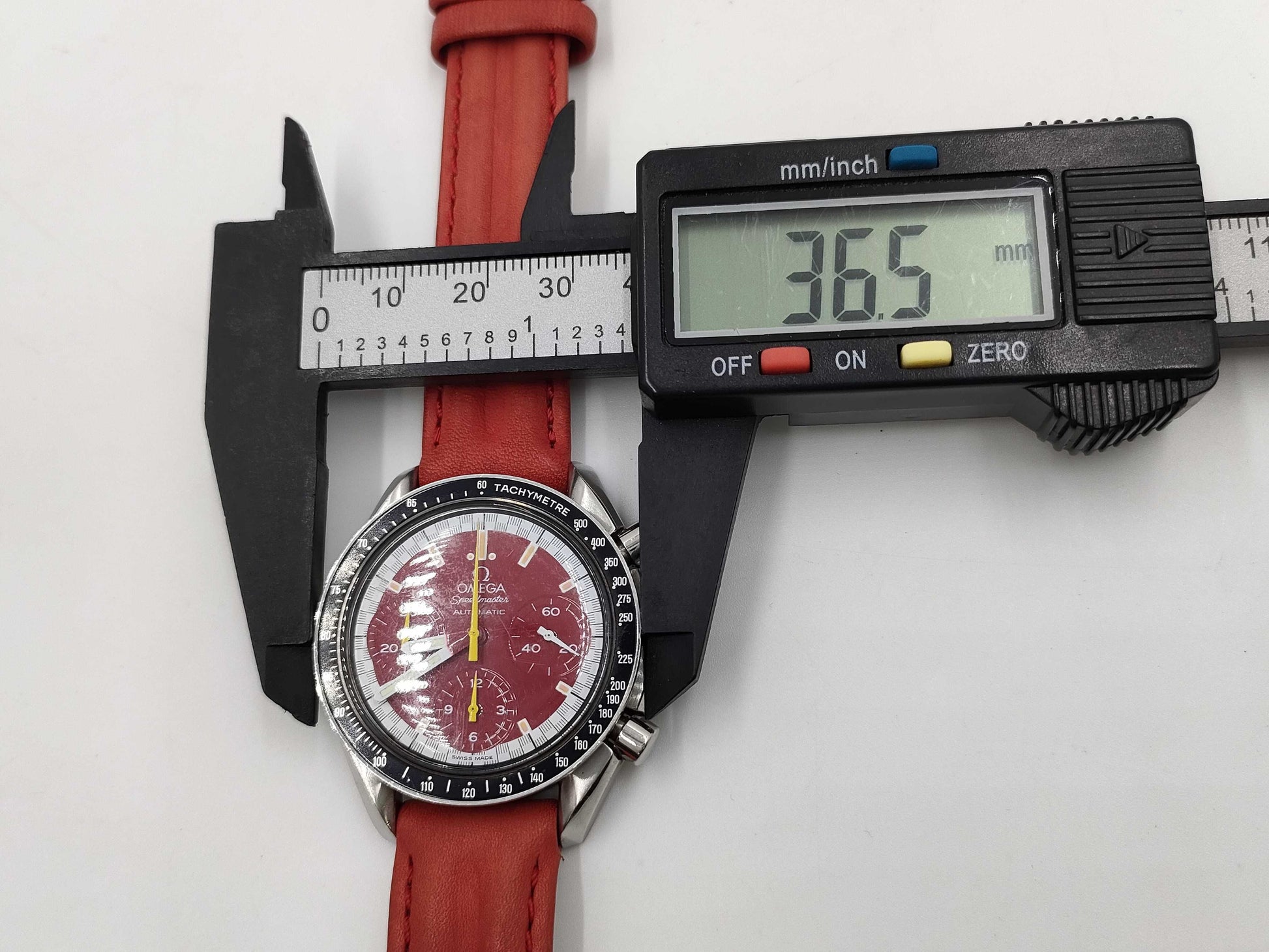 OMEGA Speedmaster 3510.61 55198554 Red Dial Automatic Men's Watch