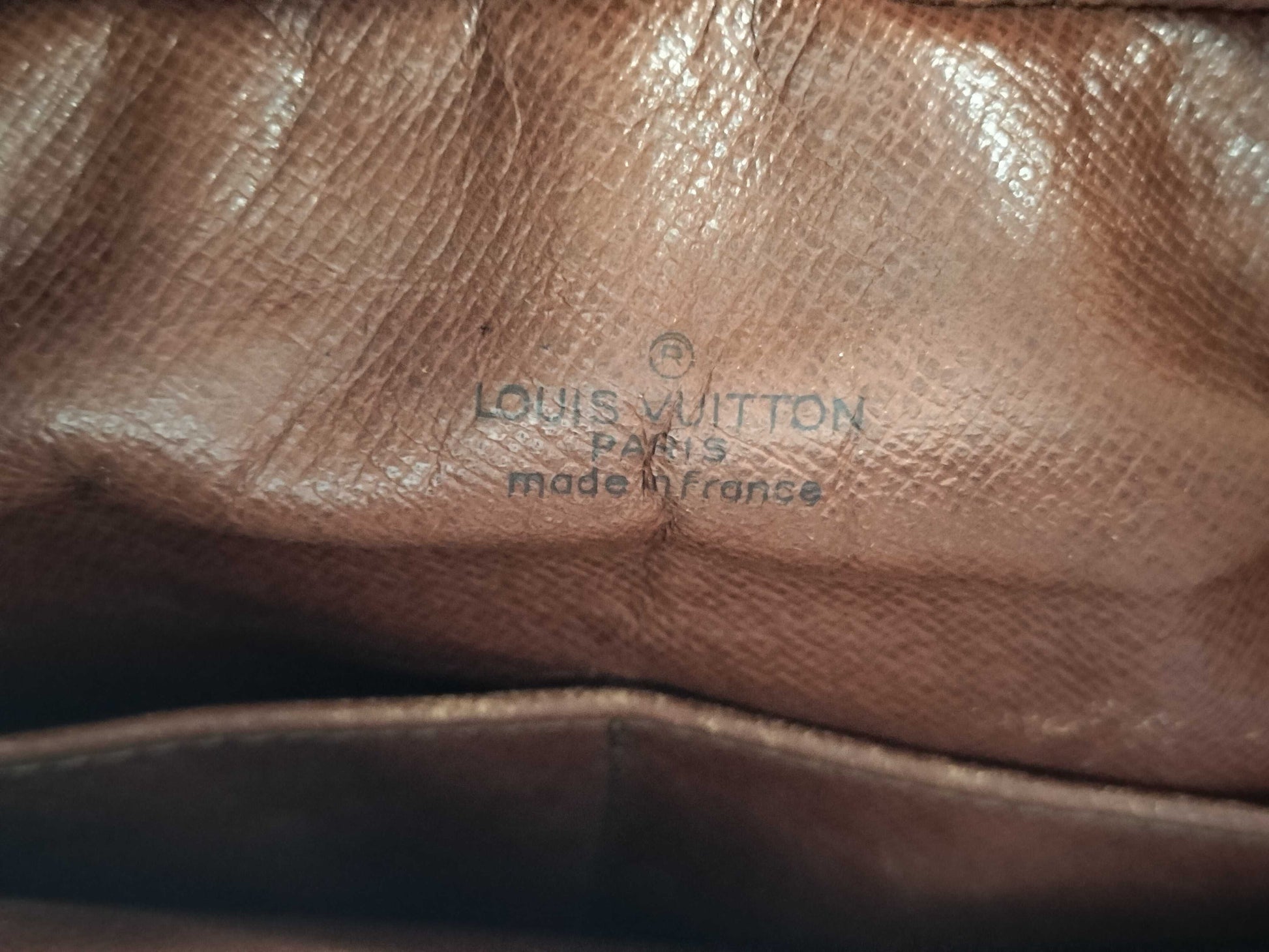 LOUIS VUITTON Monogram Branded Second Bag