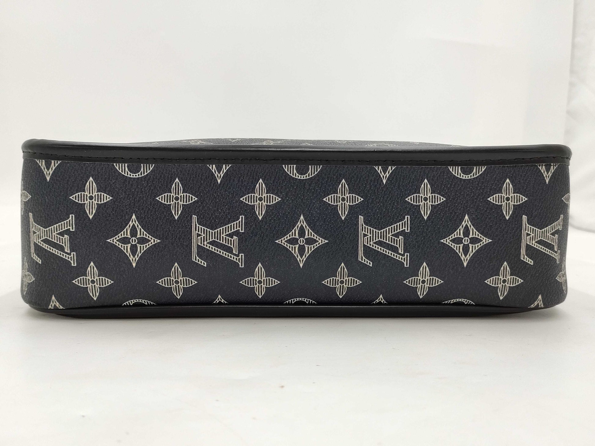 LOUIS VUITTON Louis Vuitton Monogram Messenger PM Chapman M54248 Shoulder Bag