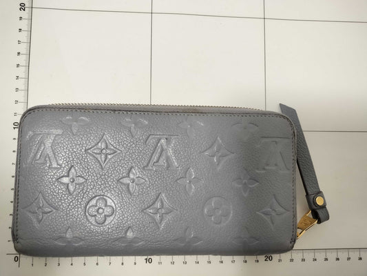 LOUIS VUITTON LV wallet wallet