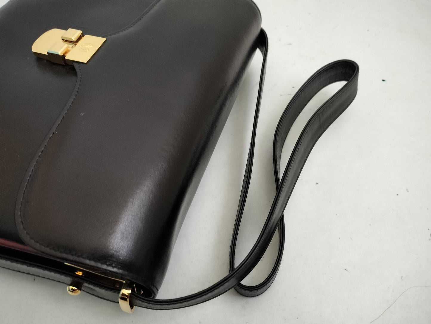 mila schon shoulder bag