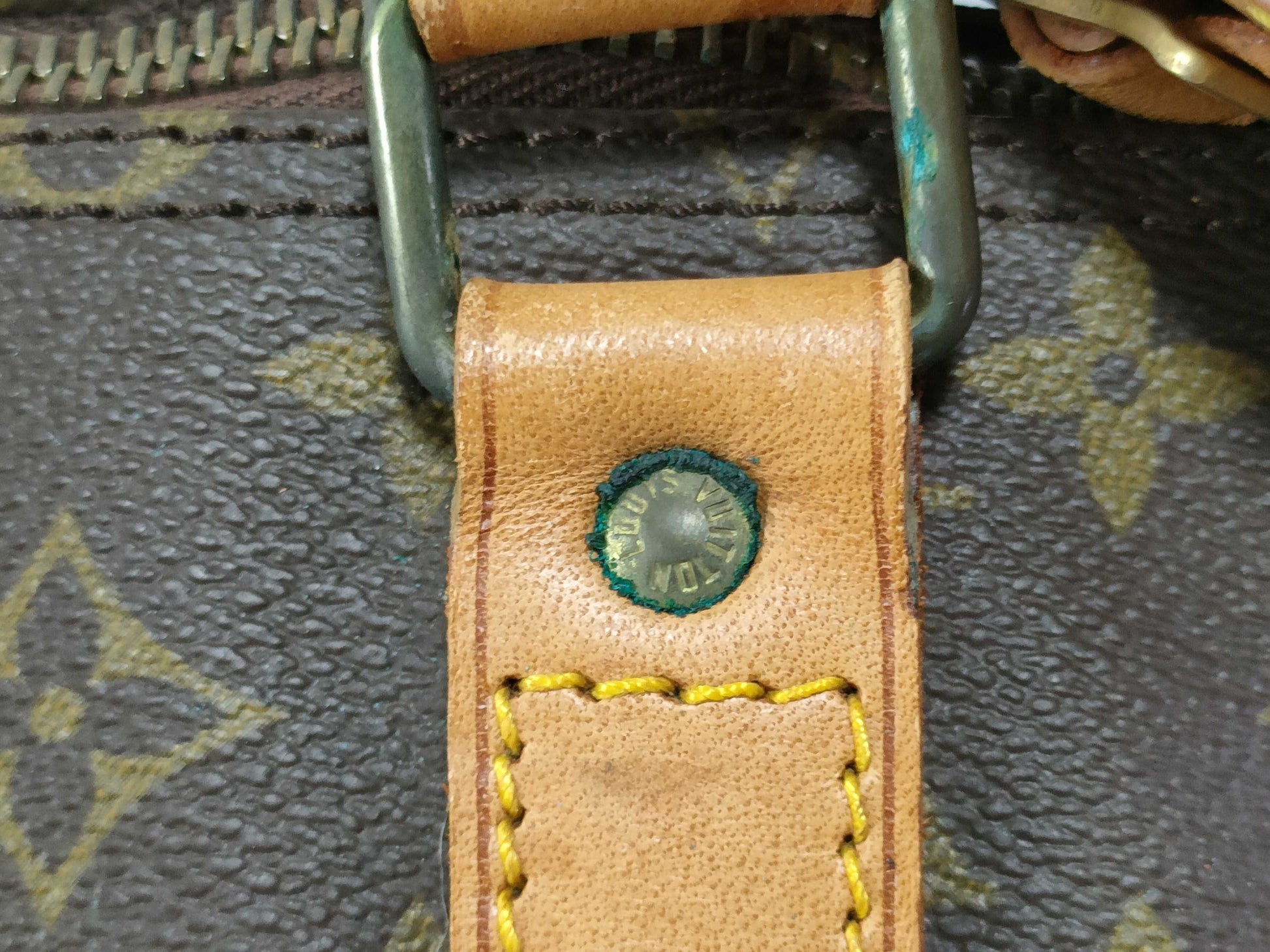 LOUIS VUITTON Monogram Louis Vuitton Keepall 55 Boston Bag