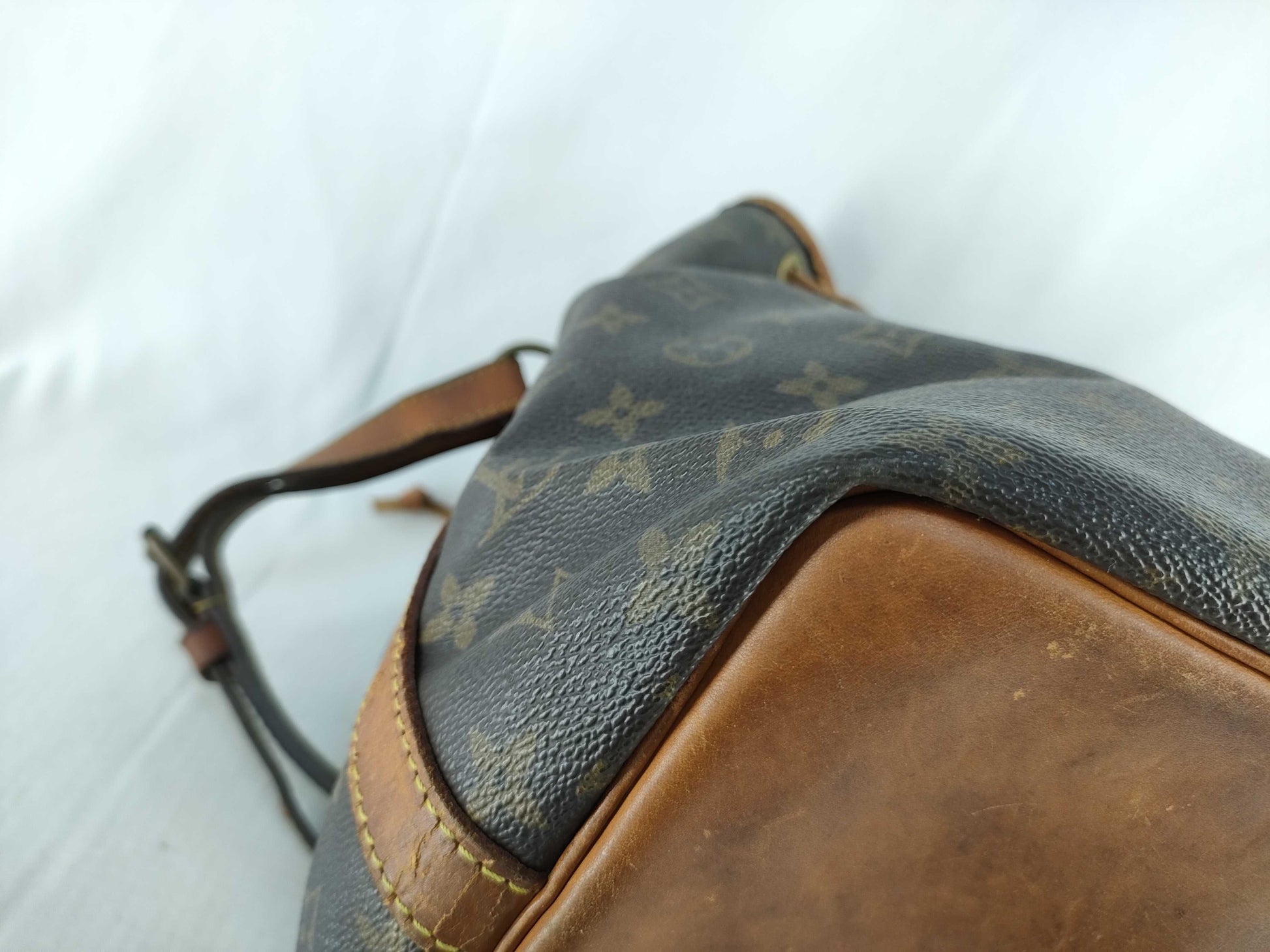 LOUIS VUITTON Monogram Vuitton Noe Shoulder Bag