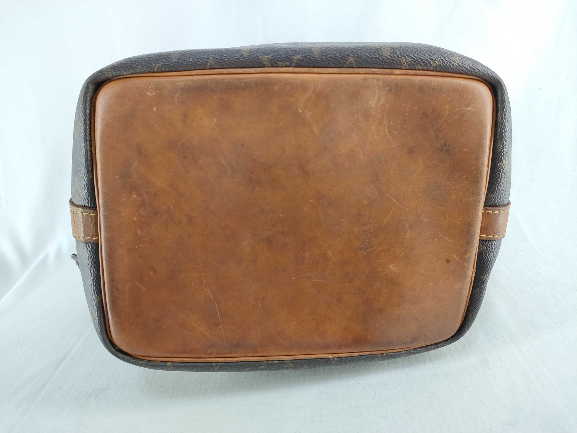 LOUIS VUITTON Monogram Vuitton Noe Shoulder Bag