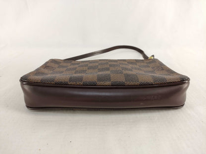 LOUIS VUITTON Damier Vuitnavona Pouch