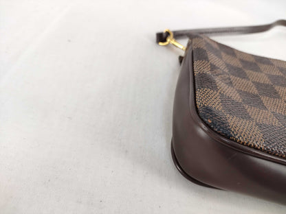 LOUIS VUITTON Damier Vuitnavona Pouch