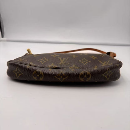 LOUIS VUITTON LOUIS VUITTON Pochette Accessoir Handbag