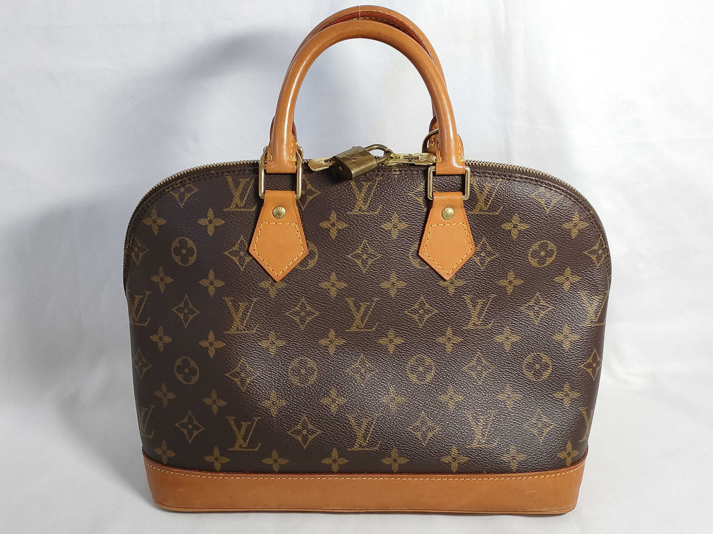 LOUIS VUITTON Monogram Louis Vuitton Alma Monogram M51130 SD0021 Handbag