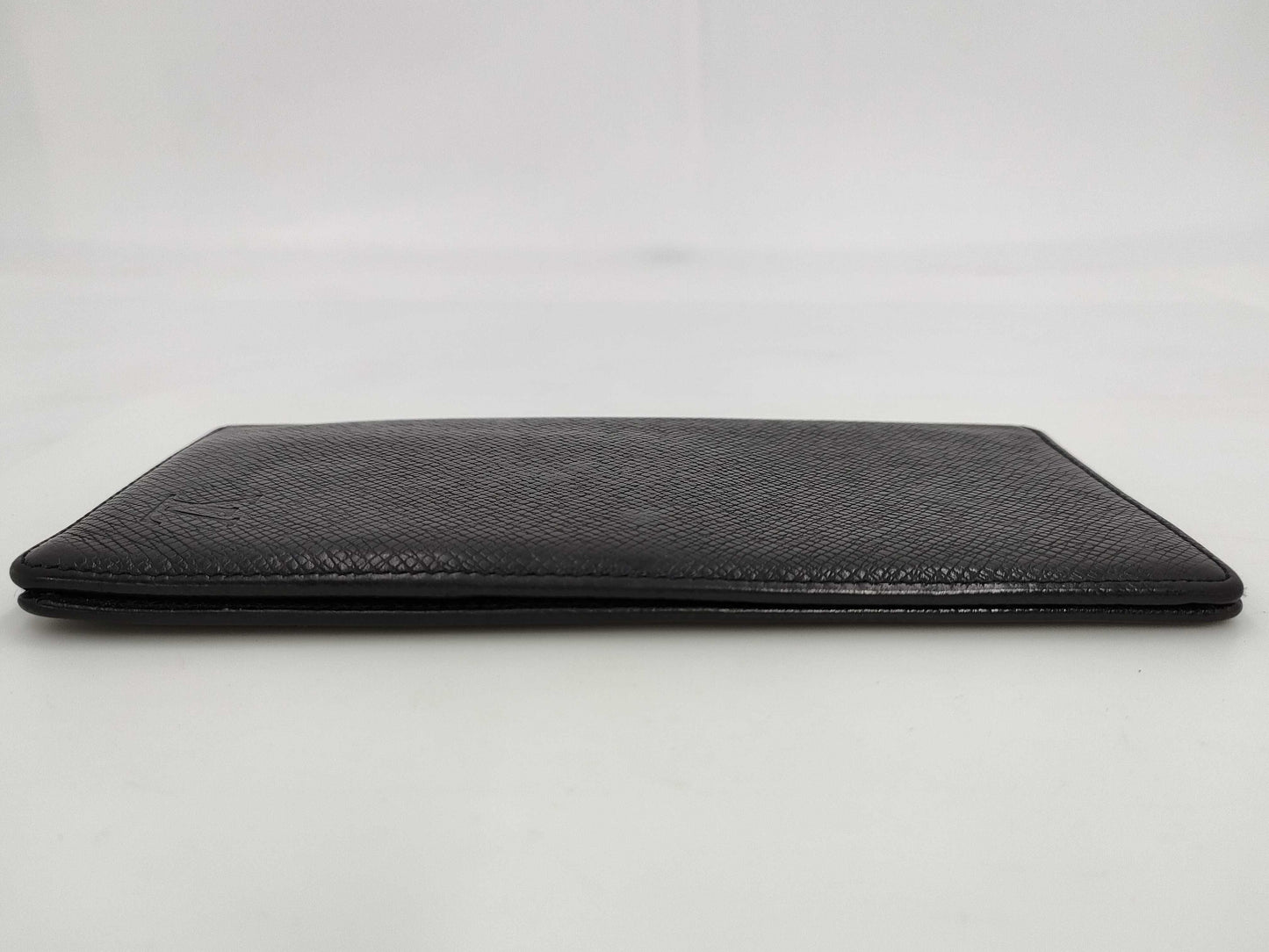 LOUIS VUITTON Louis Vuitton Taiga Wallet Black Wallet