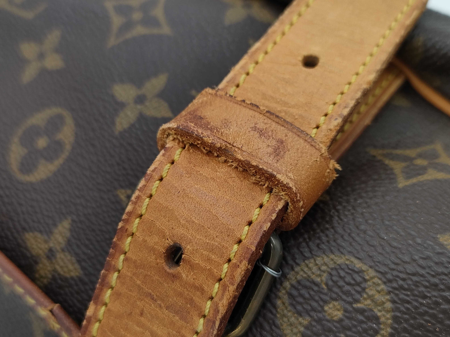 LOUIS VUITTON LOUIS VUITTON Saumur 43 Shoulder Bag