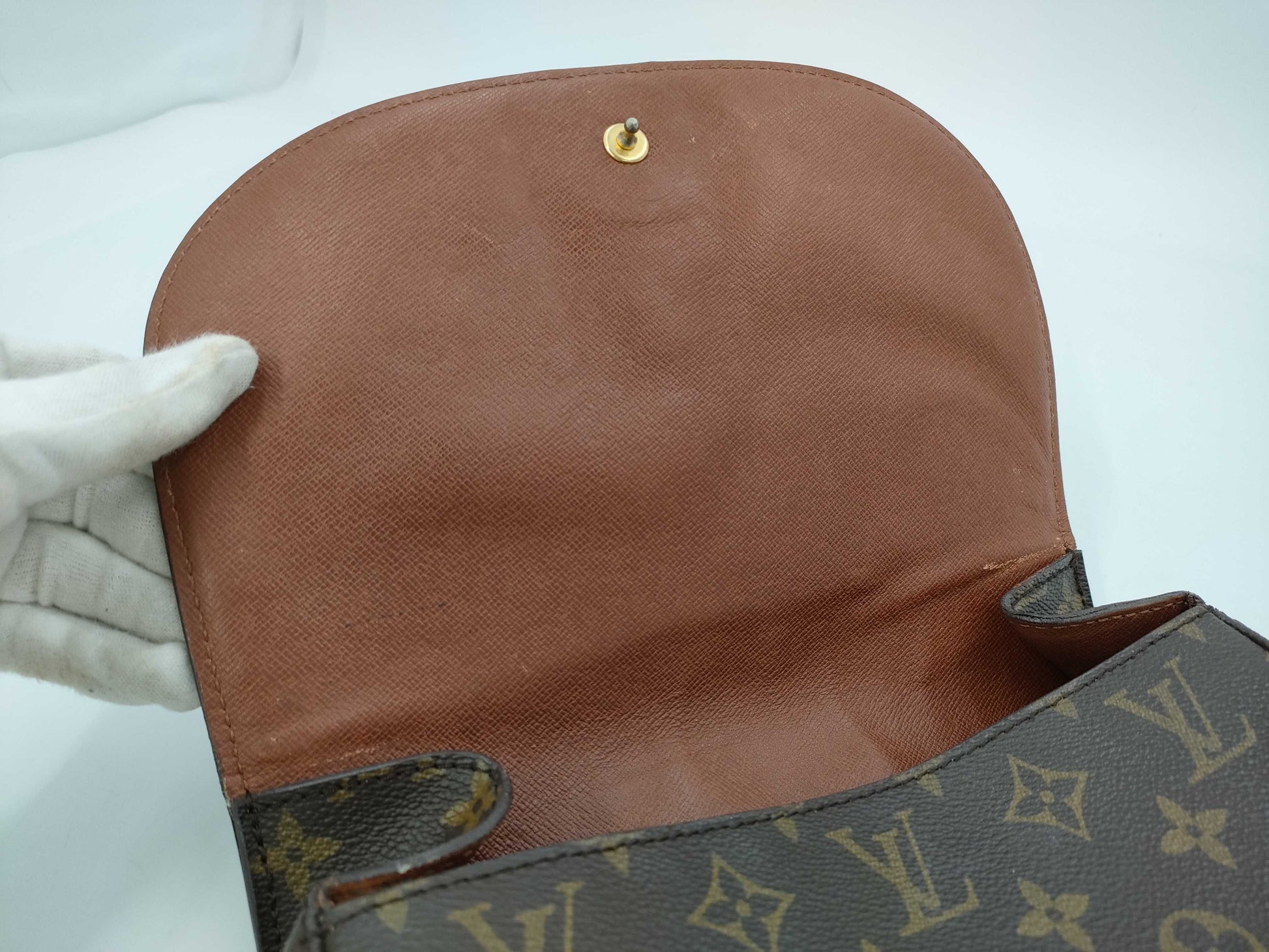 LOUIS VUITTON Saint-Cloud Shoulder Bag