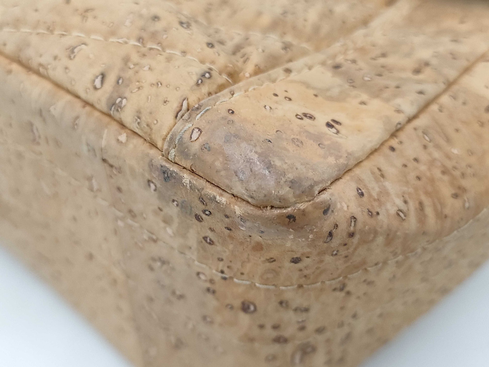 CHANEL CHANEL 2.55 V-Stitch Chain Shoulder Bag in Cork