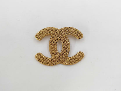 CHANEL Mesh Coco Mark Gold BR Brooch