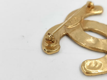 CHANEL Mesh Coco Mark Gold BR Brooch