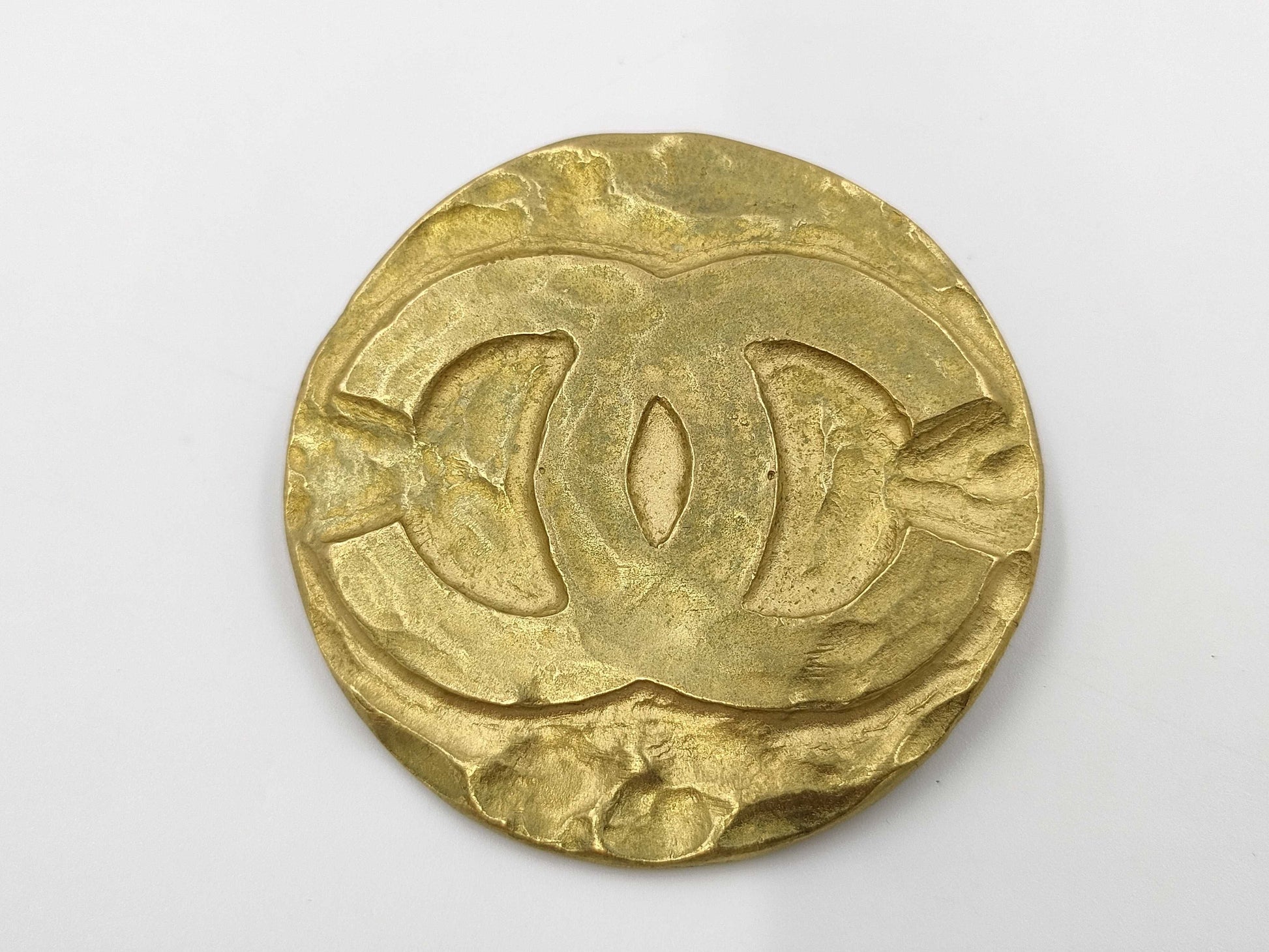 CHANEL Round Coco Mark Gold BR Brooch