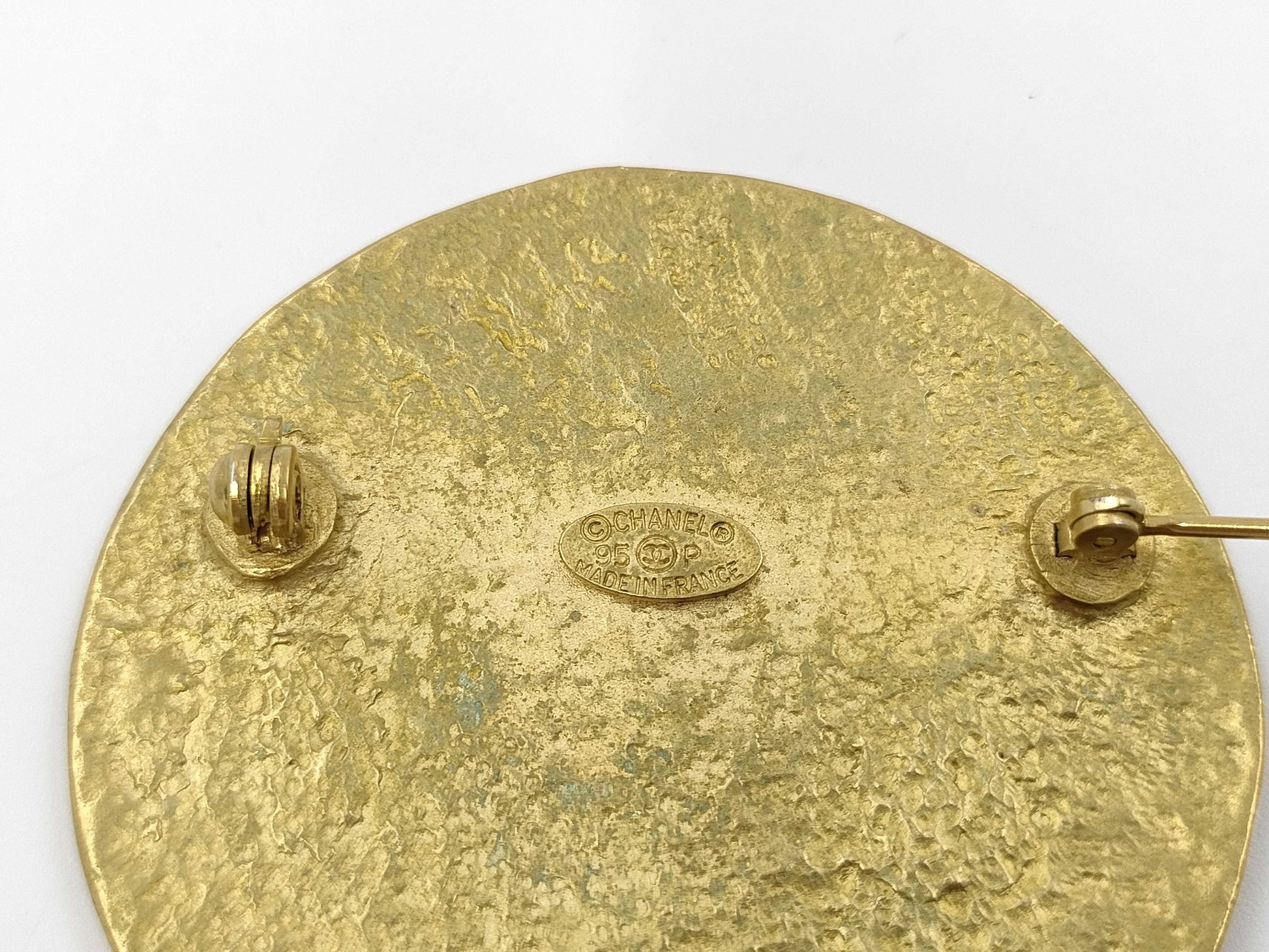 CHANEL Round Coco Mark Gold BR Brooch