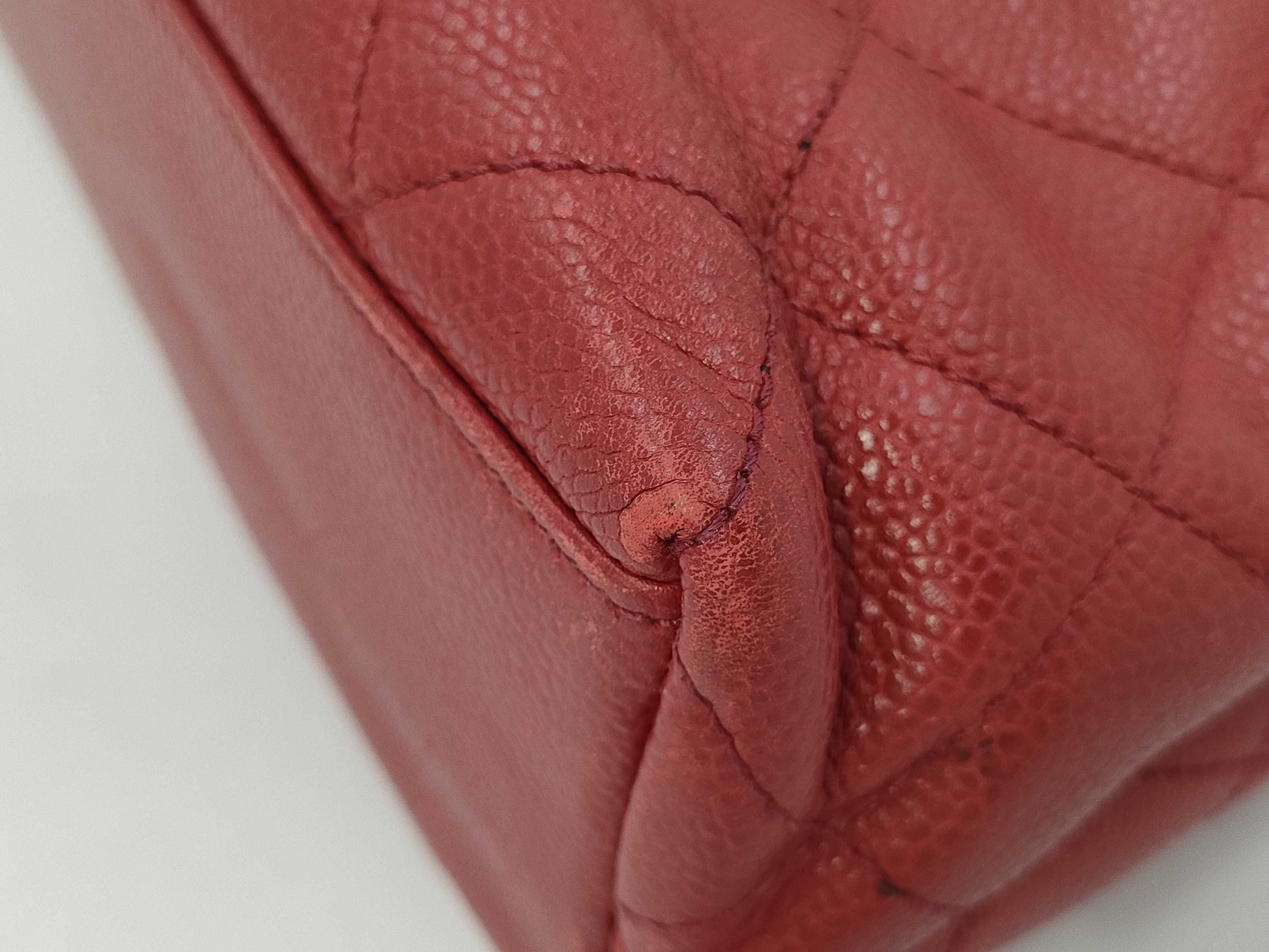 CHANEL Caviar Skin Chain Tote Shoulder Bag Red No. 4 Shoulder Bag