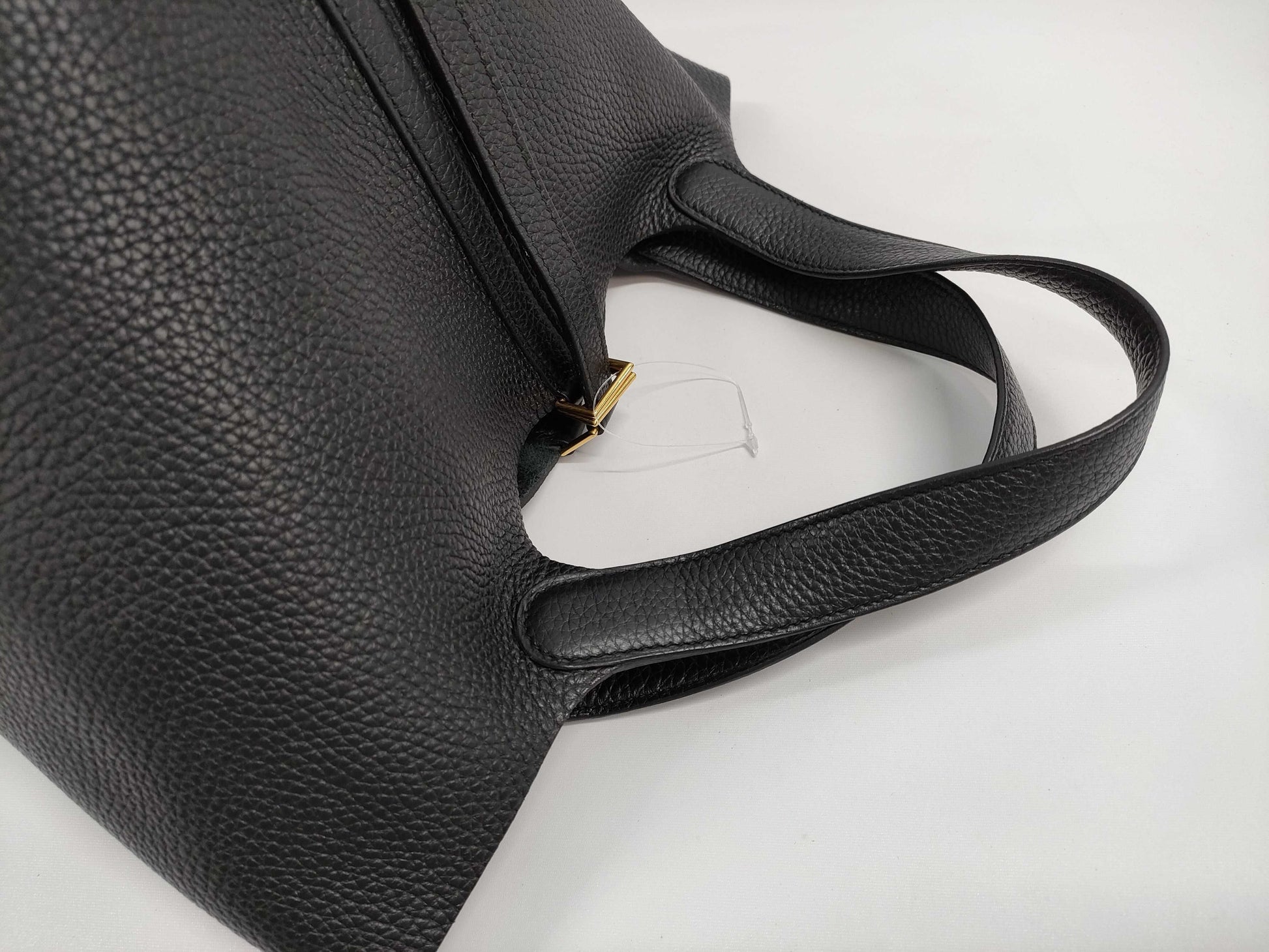 HERMES Picotin Lock 22 Black Handbag with Gold Hardware and D Stamp