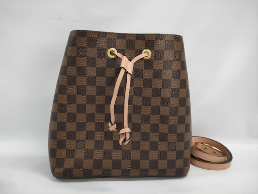 LOUIS VUITTON Damier NeoNoe Handbag