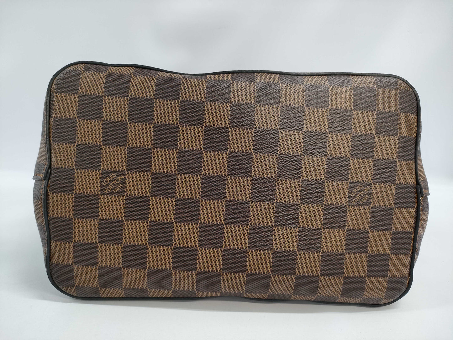 LOUIS VUITTON Damier NeoNoe Handbag