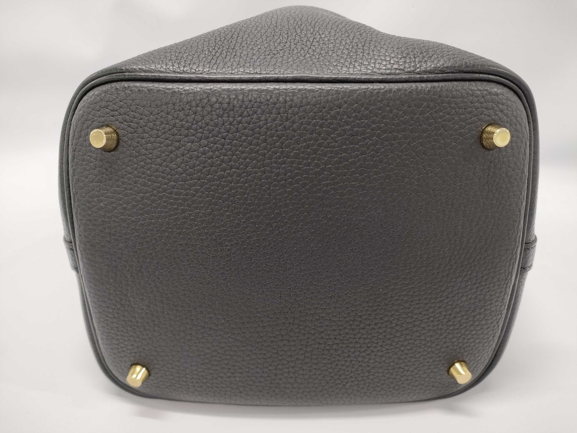 HERMES Picotin Lock 22 Black Y Stamp Handbag