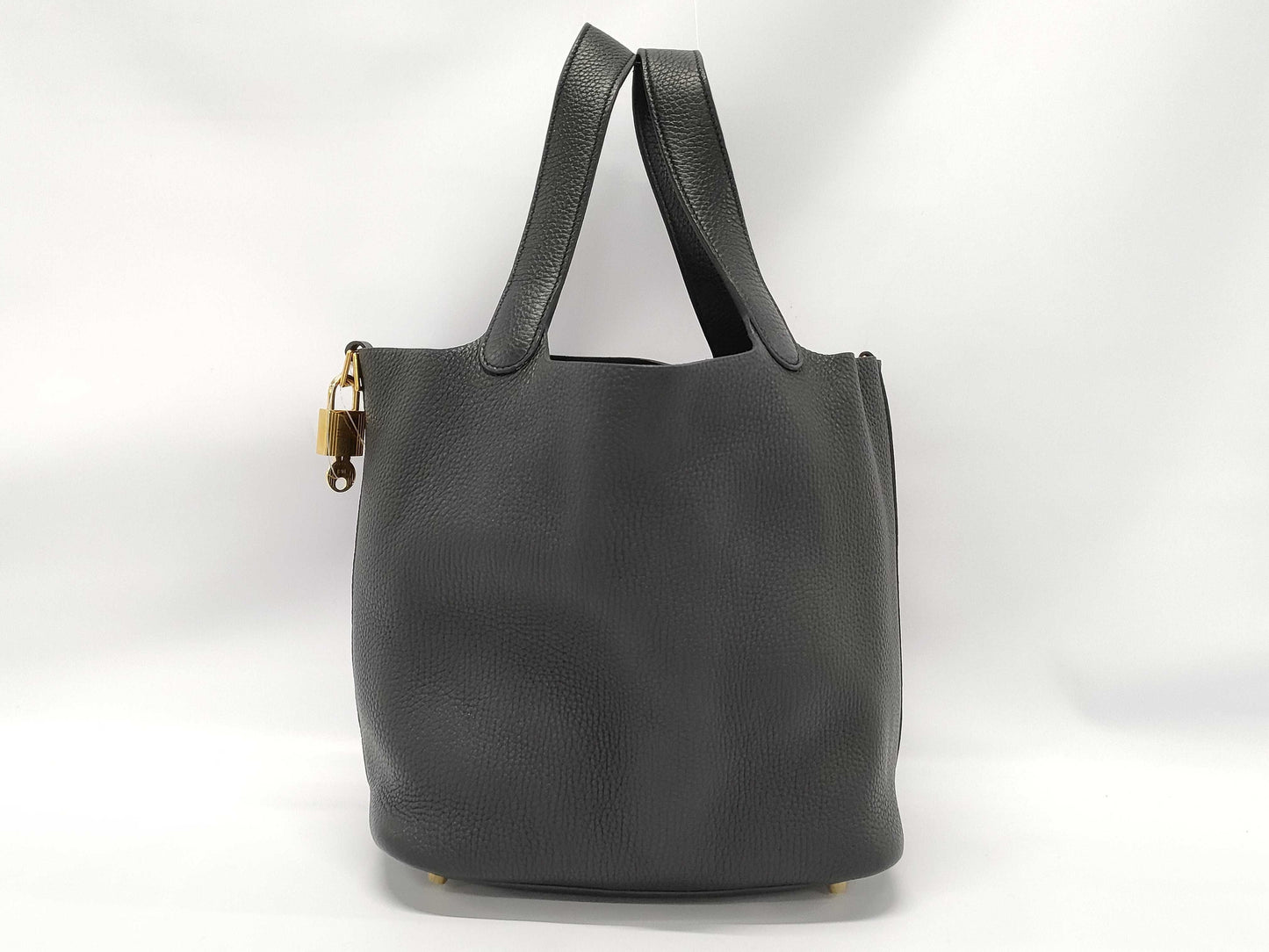 HERMES Picotin Lock 22 Black Y Stamp Handbag