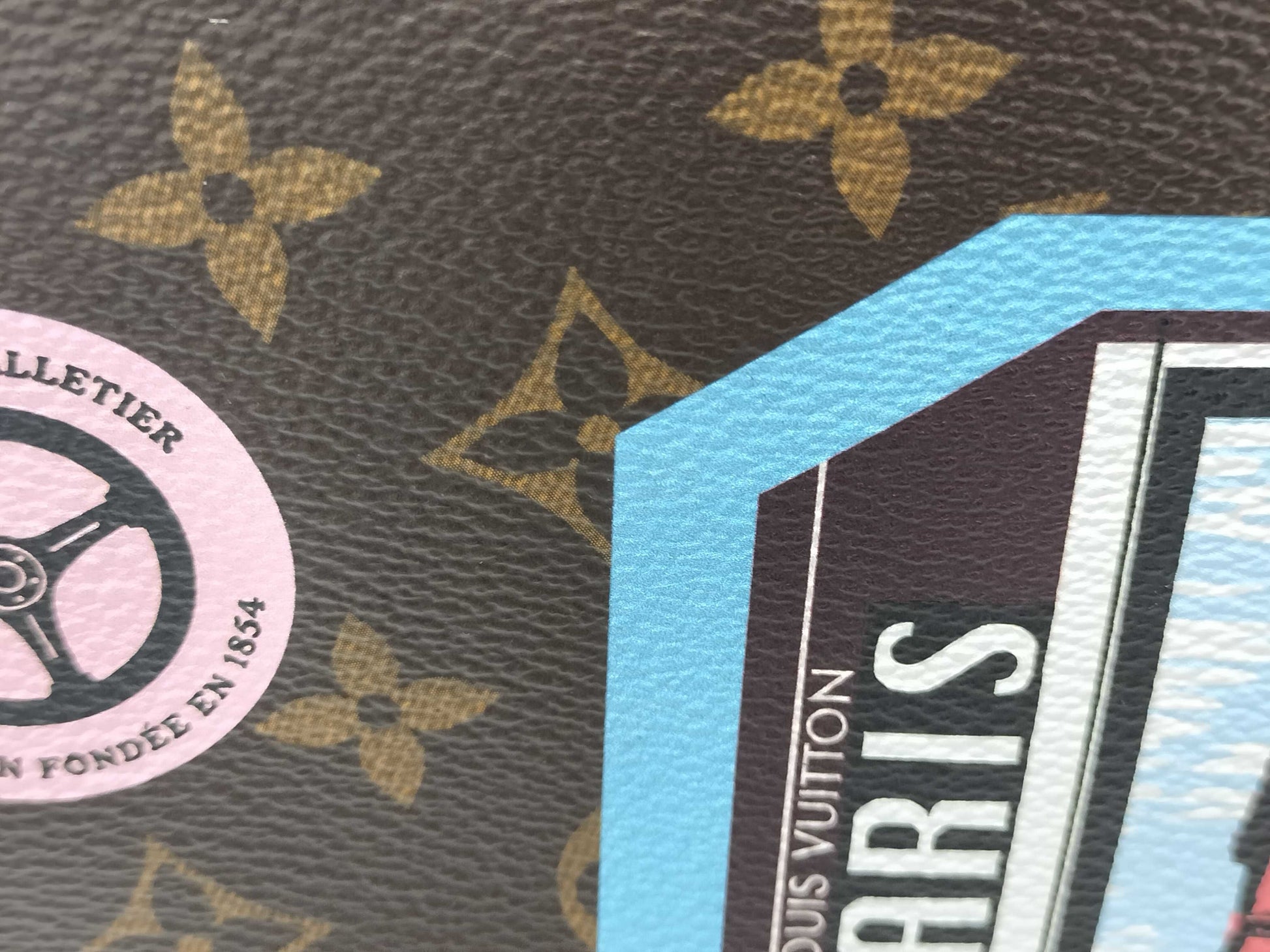 LOUIS VUITTON M42844 Monogram World Tour Neverfull MM Tote Bag