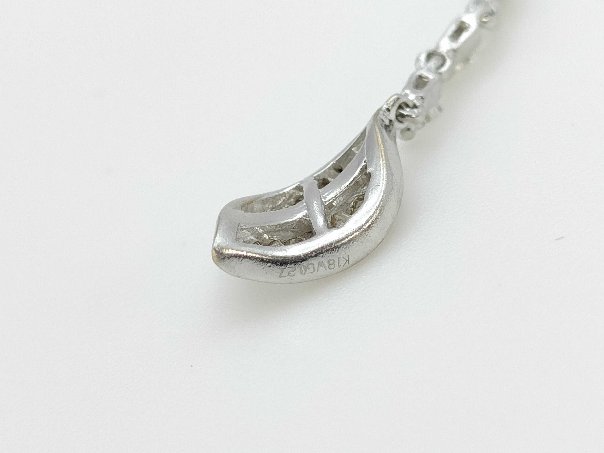 D0.27/0.27ct K18WG 2.4g Charm 